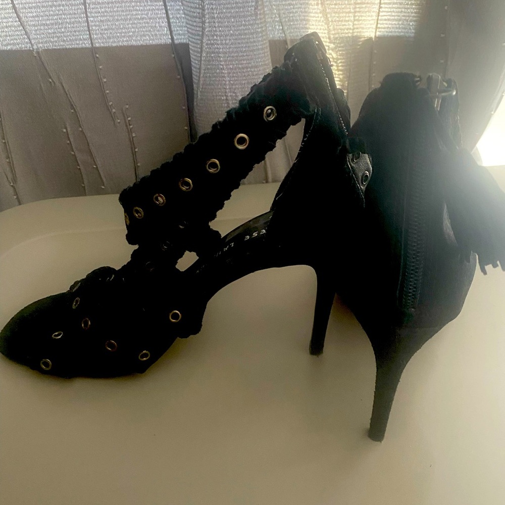 Black heels